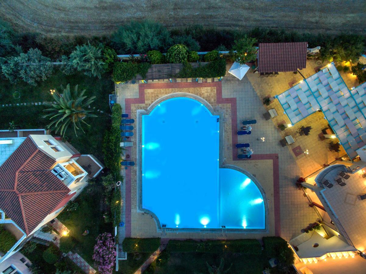 Aeolian Gaea Hotel Skala Kallonis Exterior foto